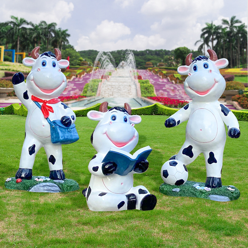 Outdoor, cartoon, cow sculptur - Gardening Tools Cartoon ulasan dan harga