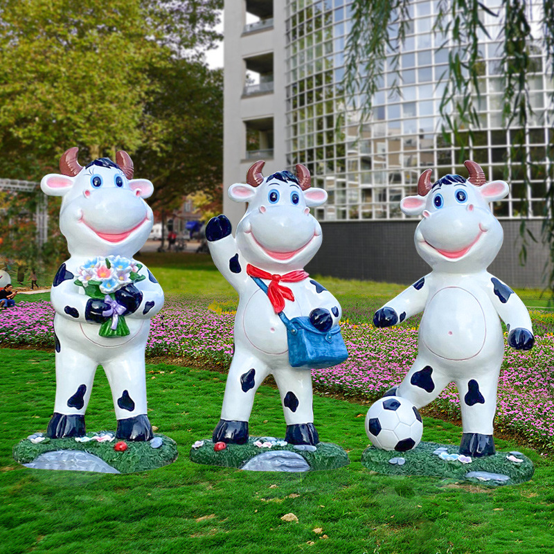 Outdoor, cartoon, cow sculptur - Gardening Tools Cartoon ulasan dan harga